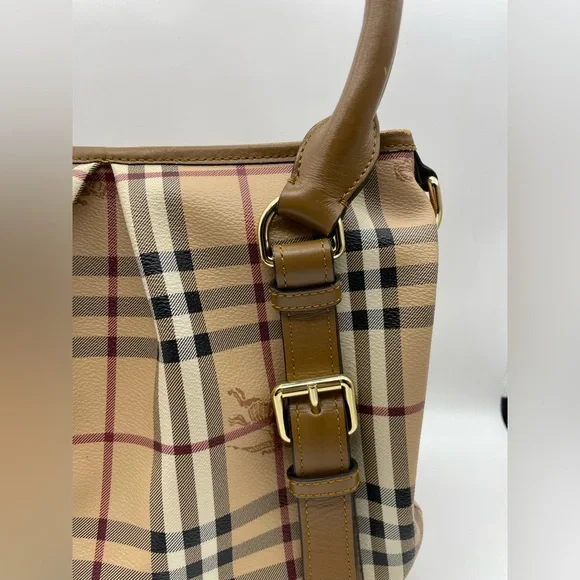 Burberry Beige and Black Check Shoulder Bag - Picture 6 of 15